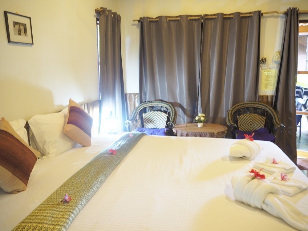 Euro Lanta White Rock Resort Ko Lanta Buitenkant foto