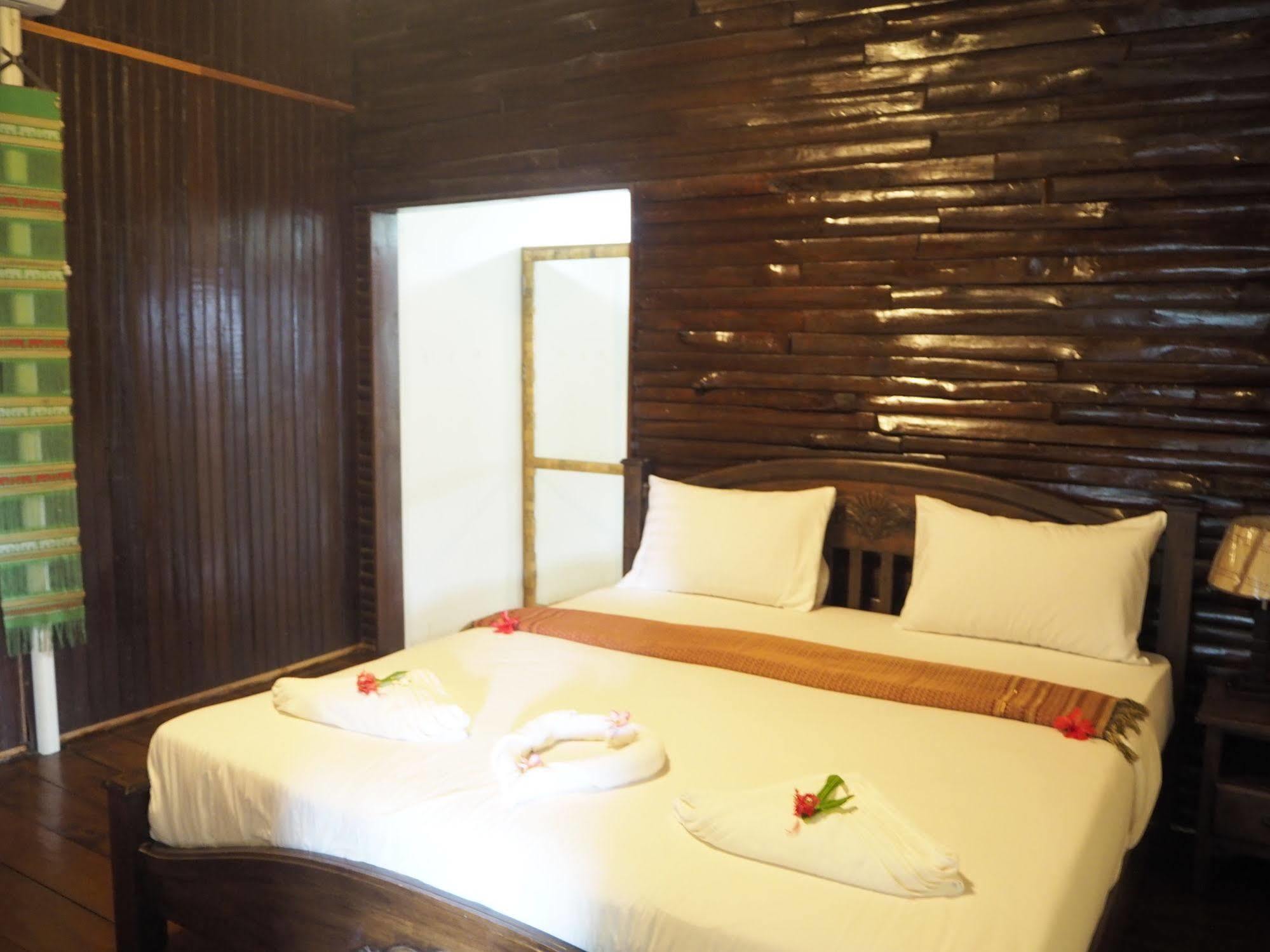 Euro Lanta White Rock Resort Ko Lanta Buitenkant foto
